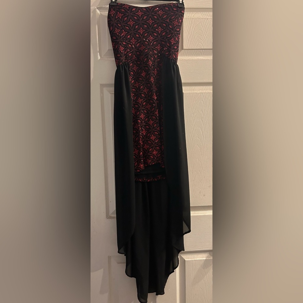 Short dress with over skirt